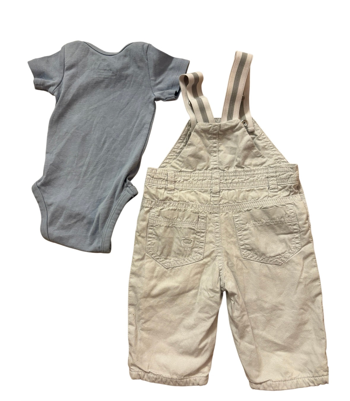 Cache couche H&M + salopette TRoIS MOUTONS 1-2 mois