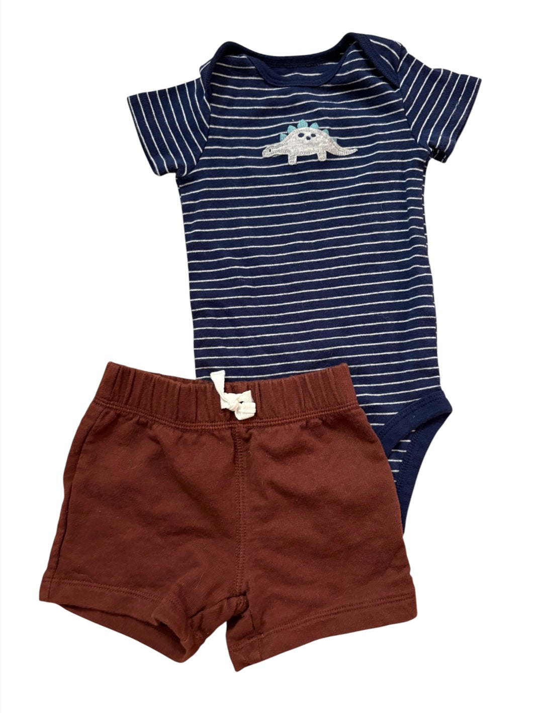 Cache couche CARTER’S+short CARTER’S 3 mois