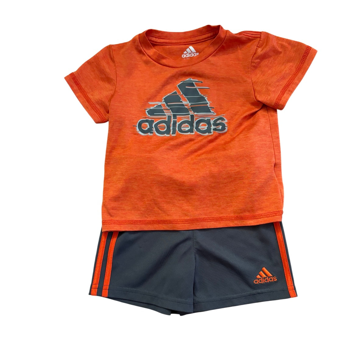 T-shirt ADIDAS+short 12 mois