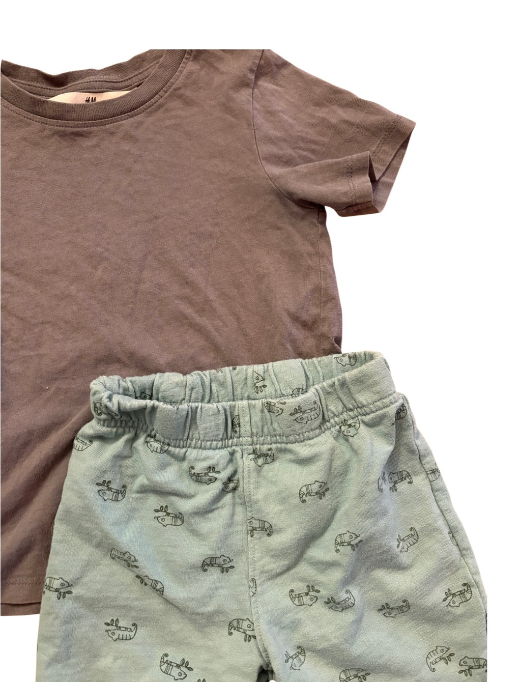 Short CARTER’S+chandail H&M 3 ans