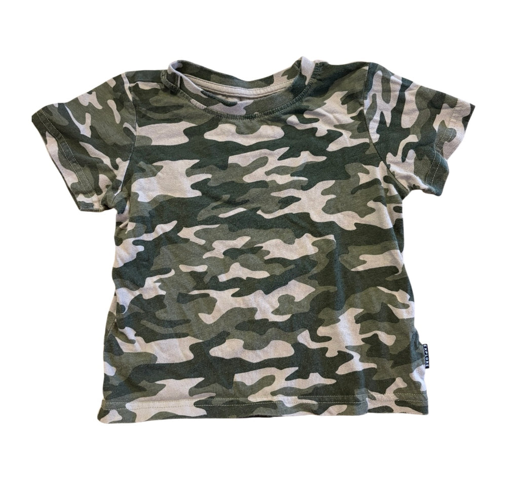 T-shirt YOUG ORIGINAL+ short LEVIS 4 ans