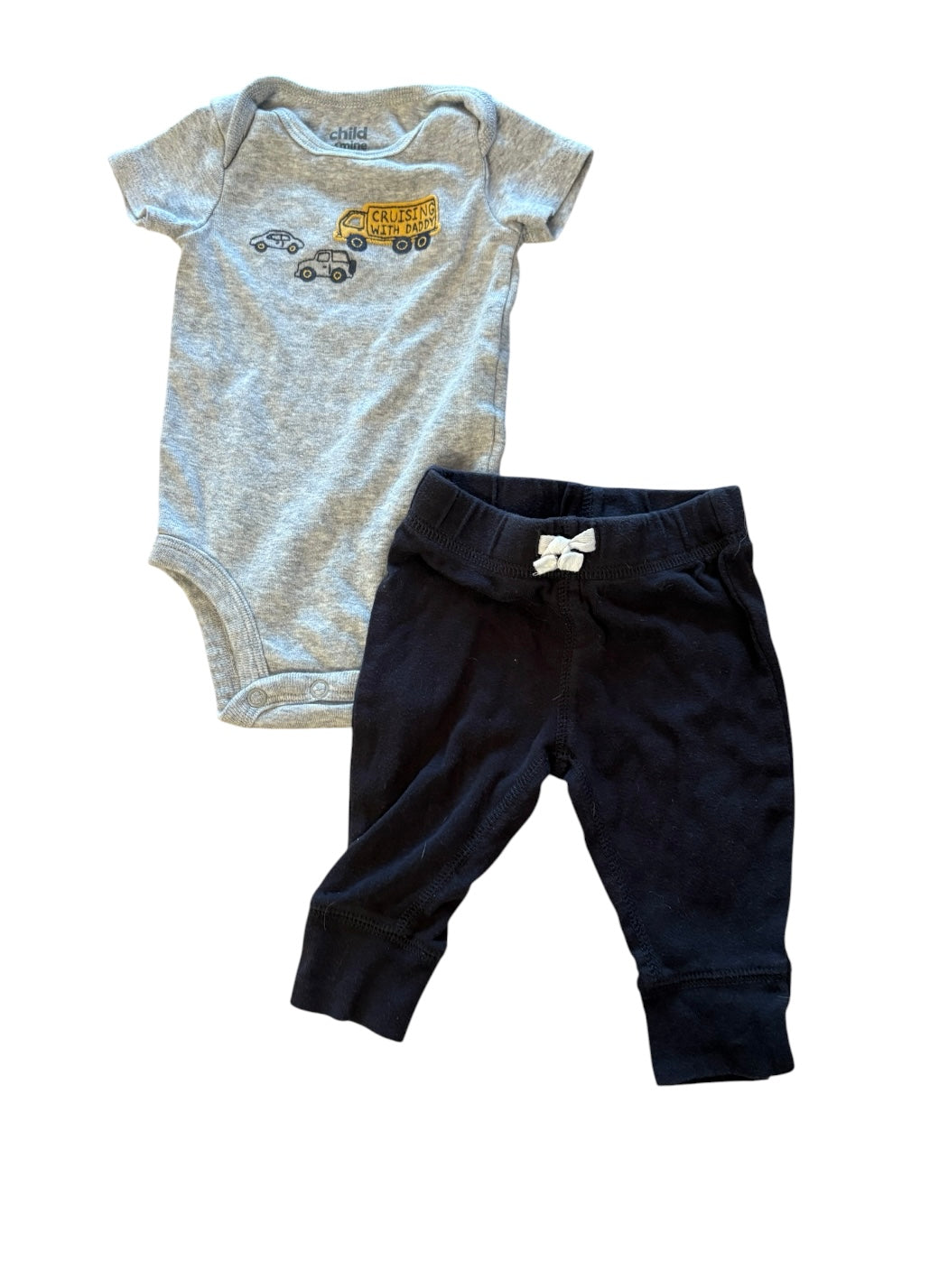 Cache couche CaRTER’S 0-3 mois+ pantalon CARTER’S 3 mois