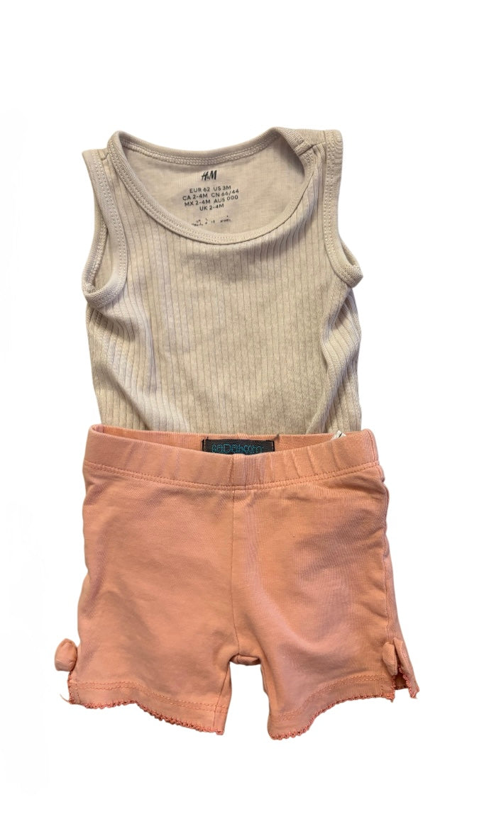 Cache couche H&M+short 0-3 mois