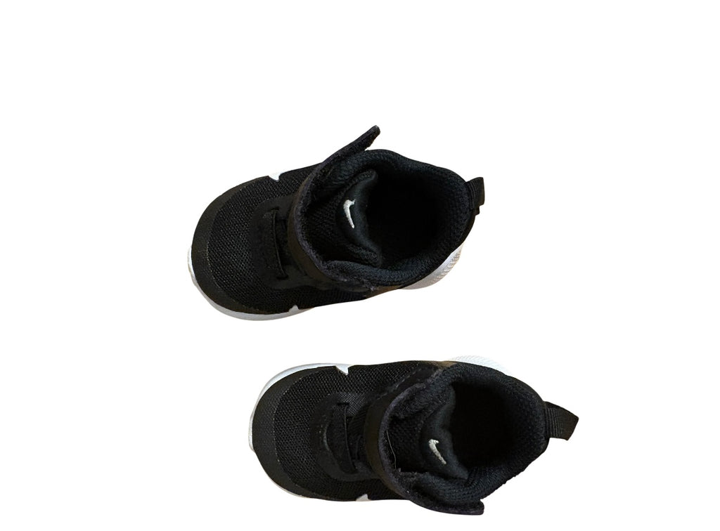 NIKE-3-6 mois