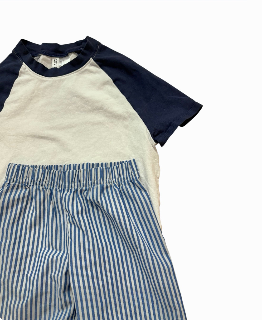 T-shirt H&M+ pantalon 3-4 ans