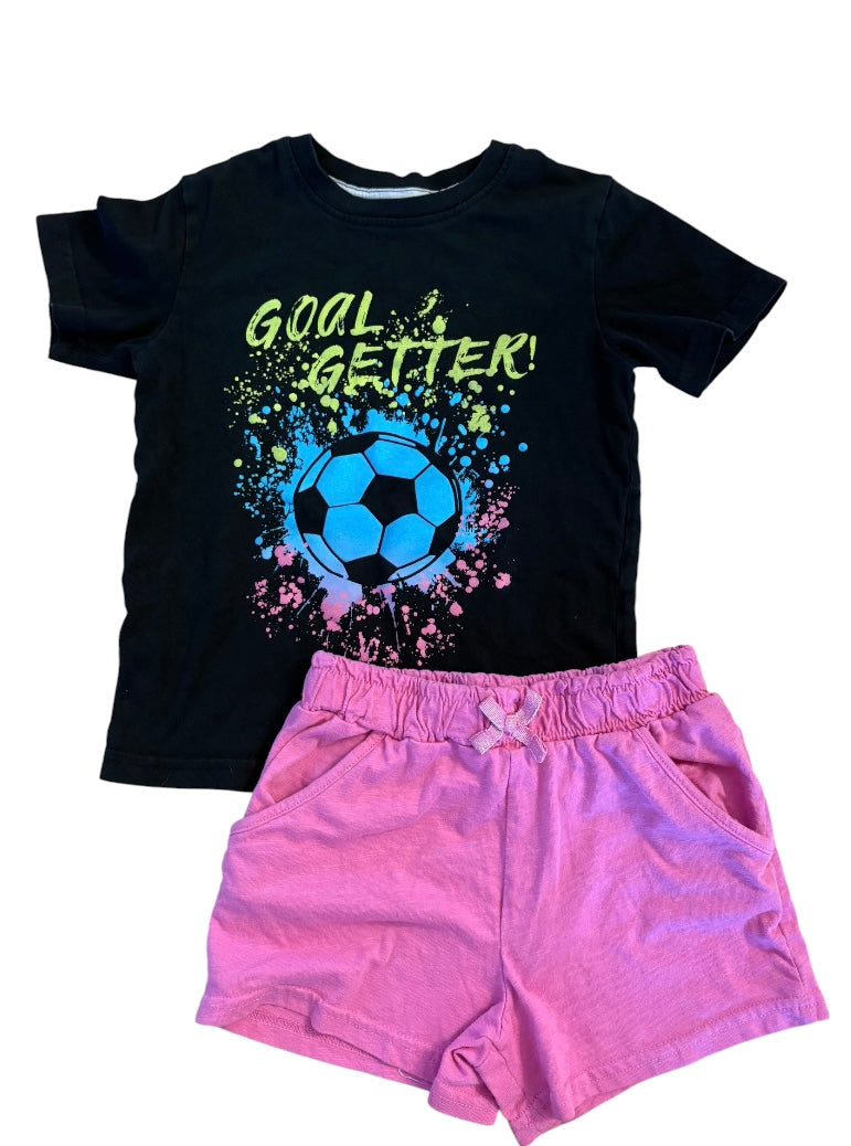 Ensemble GEORGE-6-8 ans