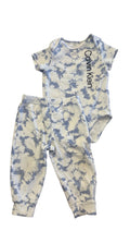 Ensemble CALVIN KLEIN 18 mois