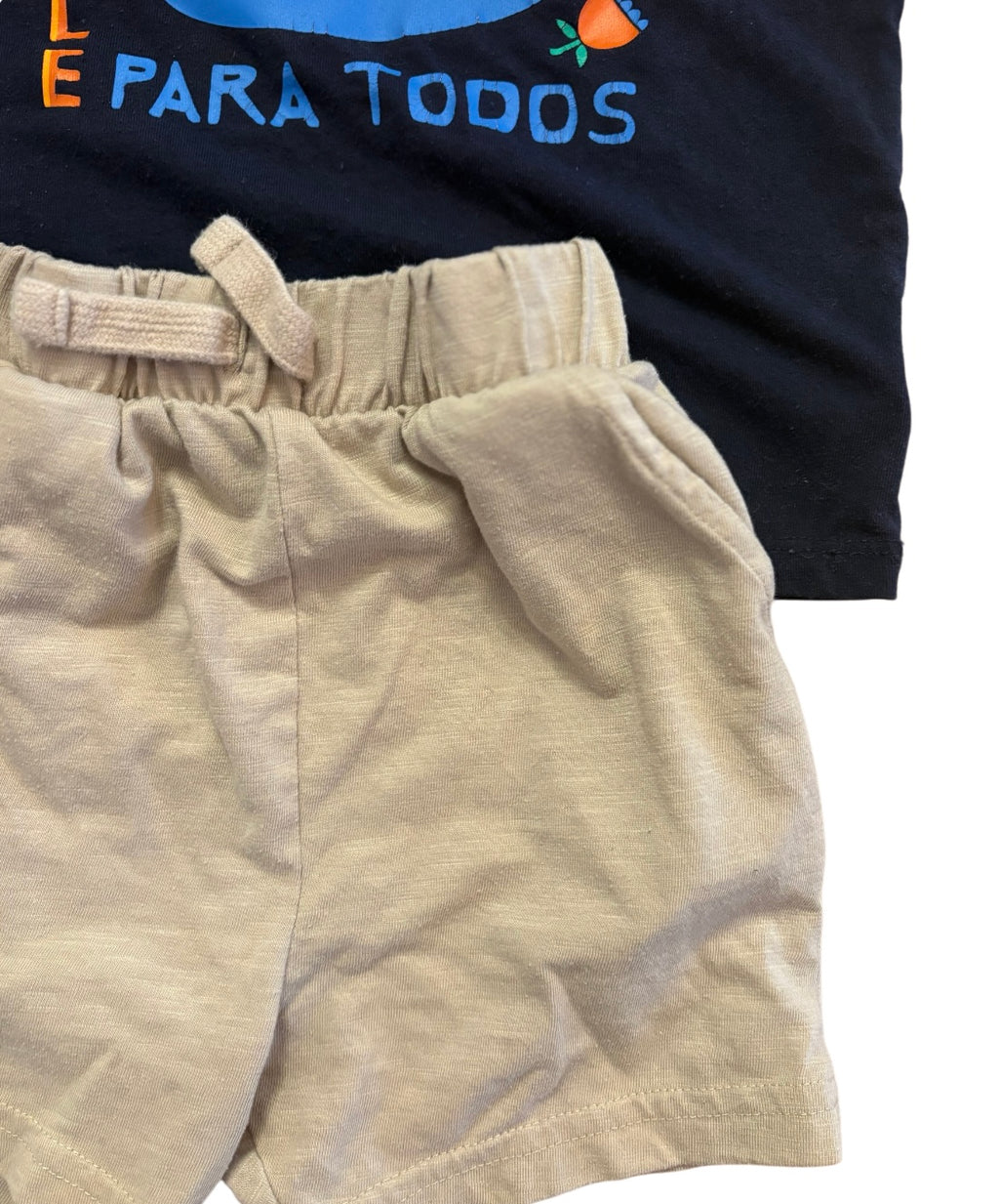 T-shirt OLD NAVY+short 4 ans