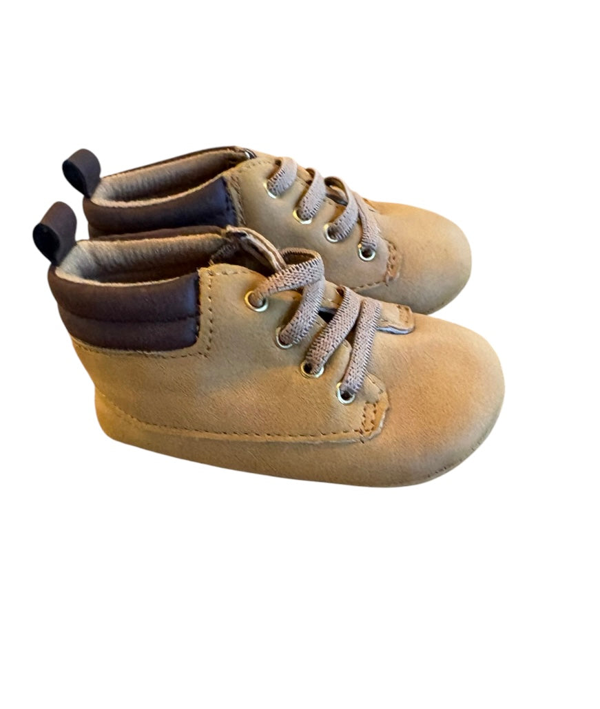 Soulier CARTER’S 3-6 mois