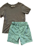 Short CARTER’S+chandail H&M 3 ans
